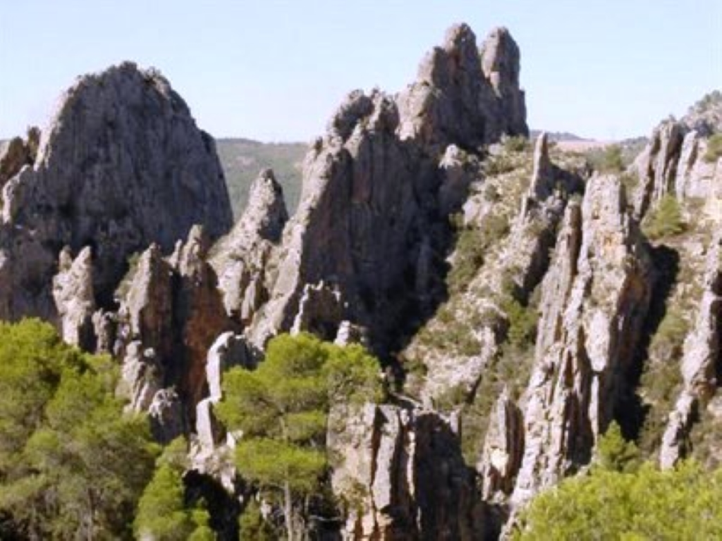 https://mdw-travel-data-us-east-1.s3.amazonaws.com/img/country/Spain/Hoces-del-Cabriel-Natural-Park/img_02.jpg