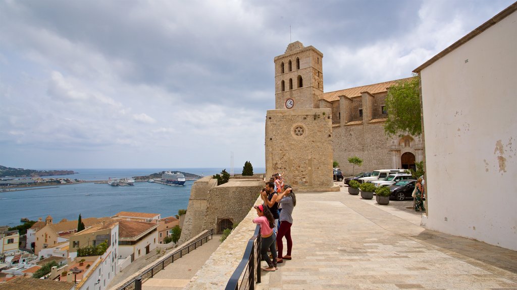 https://mdw-travel-data-us-east-1.s3.amazonaws.com/img/country/Spain/Ibiza-Cathedral-(Catedral-de-Ibiza)/img_01.jpg
