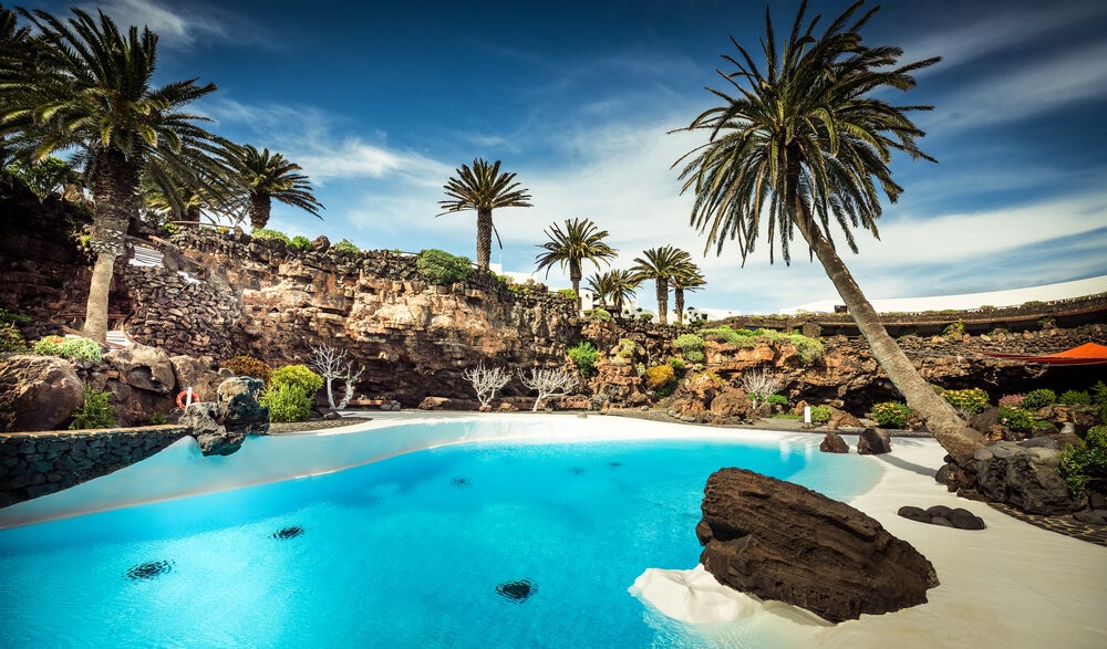 https://mdw-travel-data-us-east-1.s3.amazonaws.com/img/country/Spain/Jameos-del-Agua/img_03.jpg