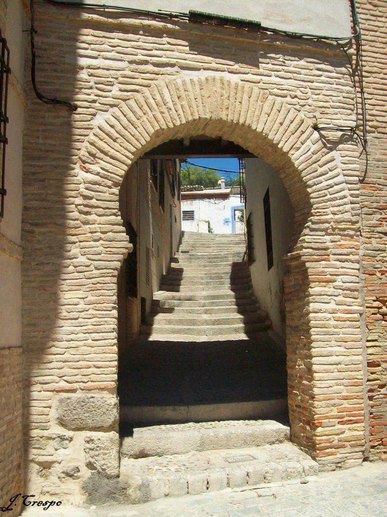 https://mdw-travel-data-us-east-1.s3.amazonaws.com/img/country/Spain/Jewish-Quarter--Juderia-/img_05.jpg