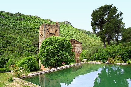 https://mdw-travel-data-us-east-1.s3.amazonaws.com/img/country/Spain/La-Murta-y-Casella-Natural-Park/img_01.jpg