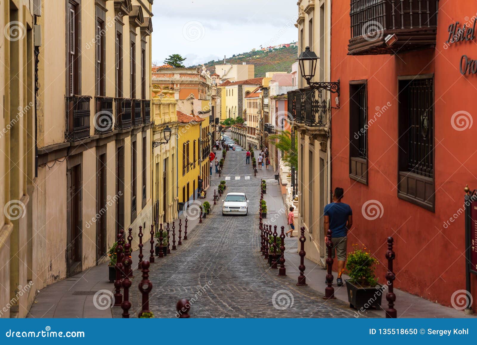 https://mdw-travel-data-us-east-1.s3.amazonaws.com/img/country/Spain/La-Orotava/img_03.jpg