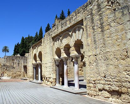 https://mdw-travel-data-us-east-1.s3.amazonaws.com/img/country/Spain/Madinat-Al-Zahra/img_00.jpg