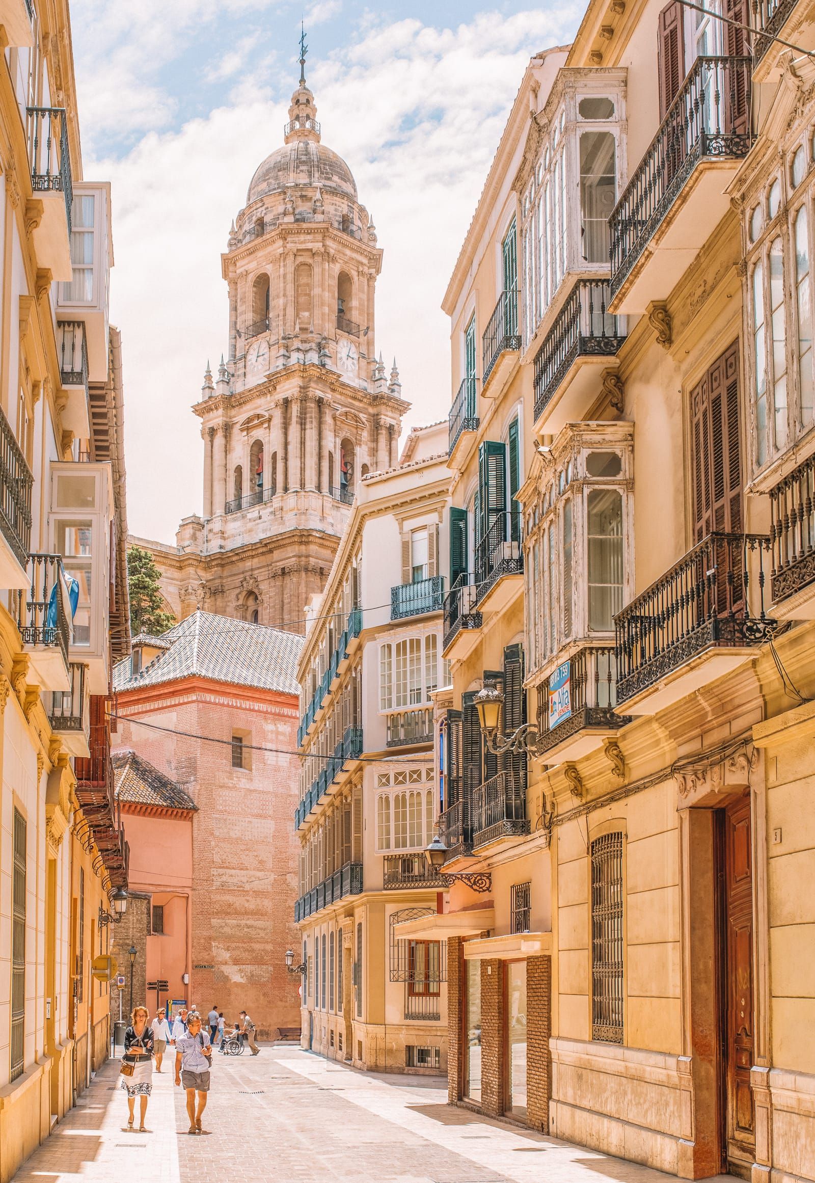 https://mdw-travel-data-us-east-1.s3.amazonaws.com/img/country/Spain/Malaga-Aeronautical-Museum/img_01.jpg