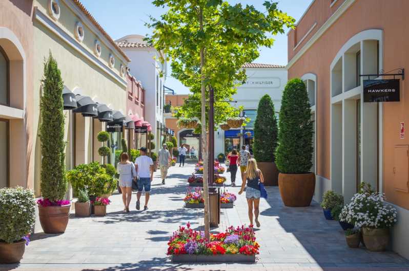 https://mdw-travel-data-us-east-1.s3.amazonaws.com/img/country/Spain/Mallorca-Fashion-Outlet/img_00.jpg
