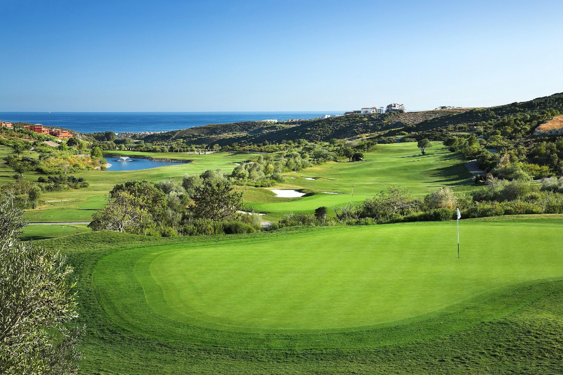 https://mdw-travel-data-us-east-1.s3.amazonaws.com/img/country/Spain/Marbella-Club-Golf-Resort/img_00.jpg