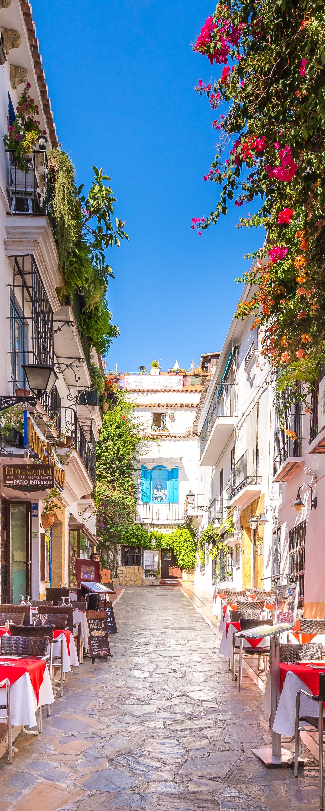 https://mdw-travel-data-us-east-1.s3.amazonaws.com/img/country/Spain/Marbella-Old-Town/img_03.jpg