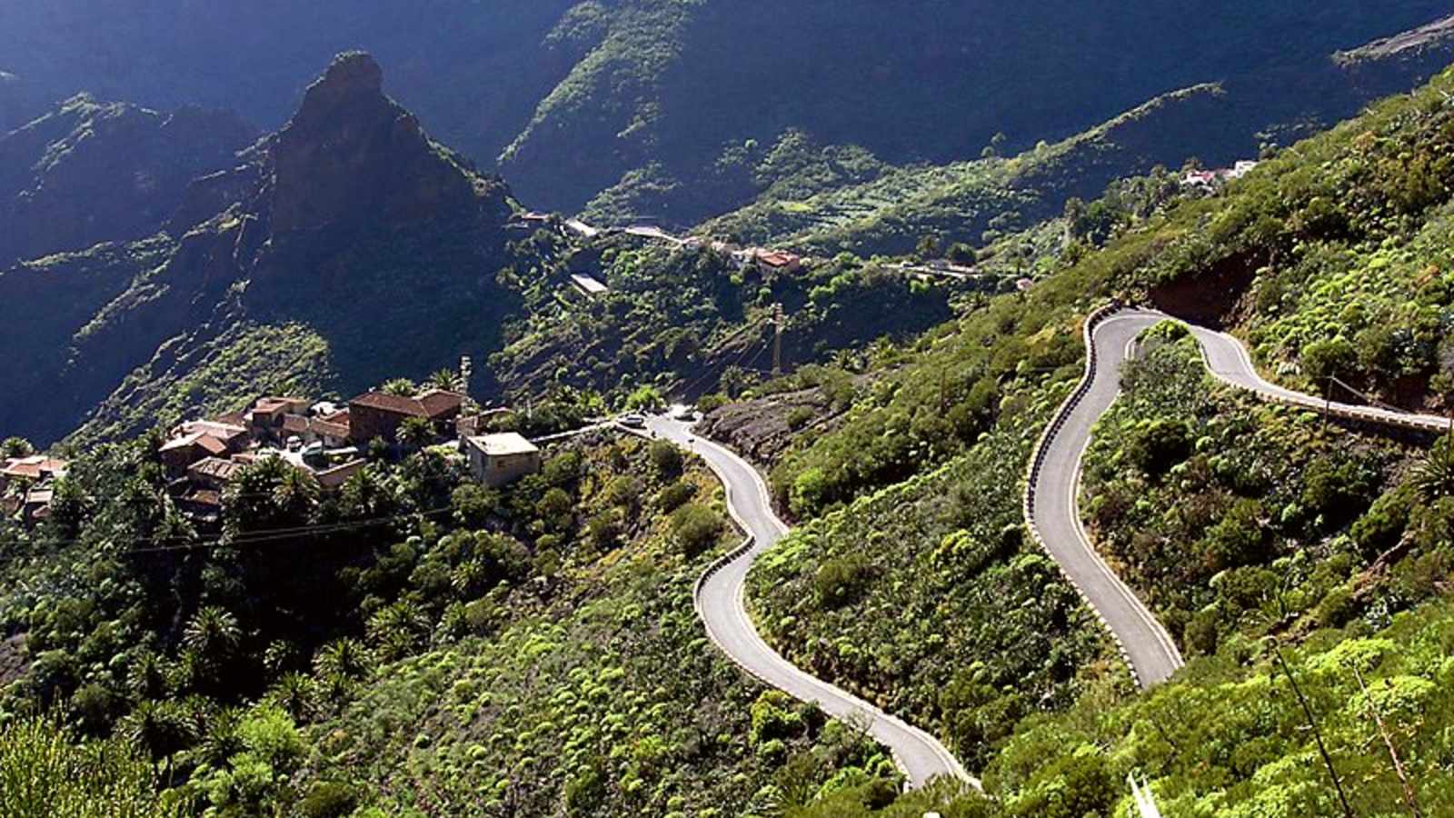 https://mdw-travel-data-us-east-1.s3.amazonaws.com/img/country/Spain/Masca-Valley/img_02.jpg