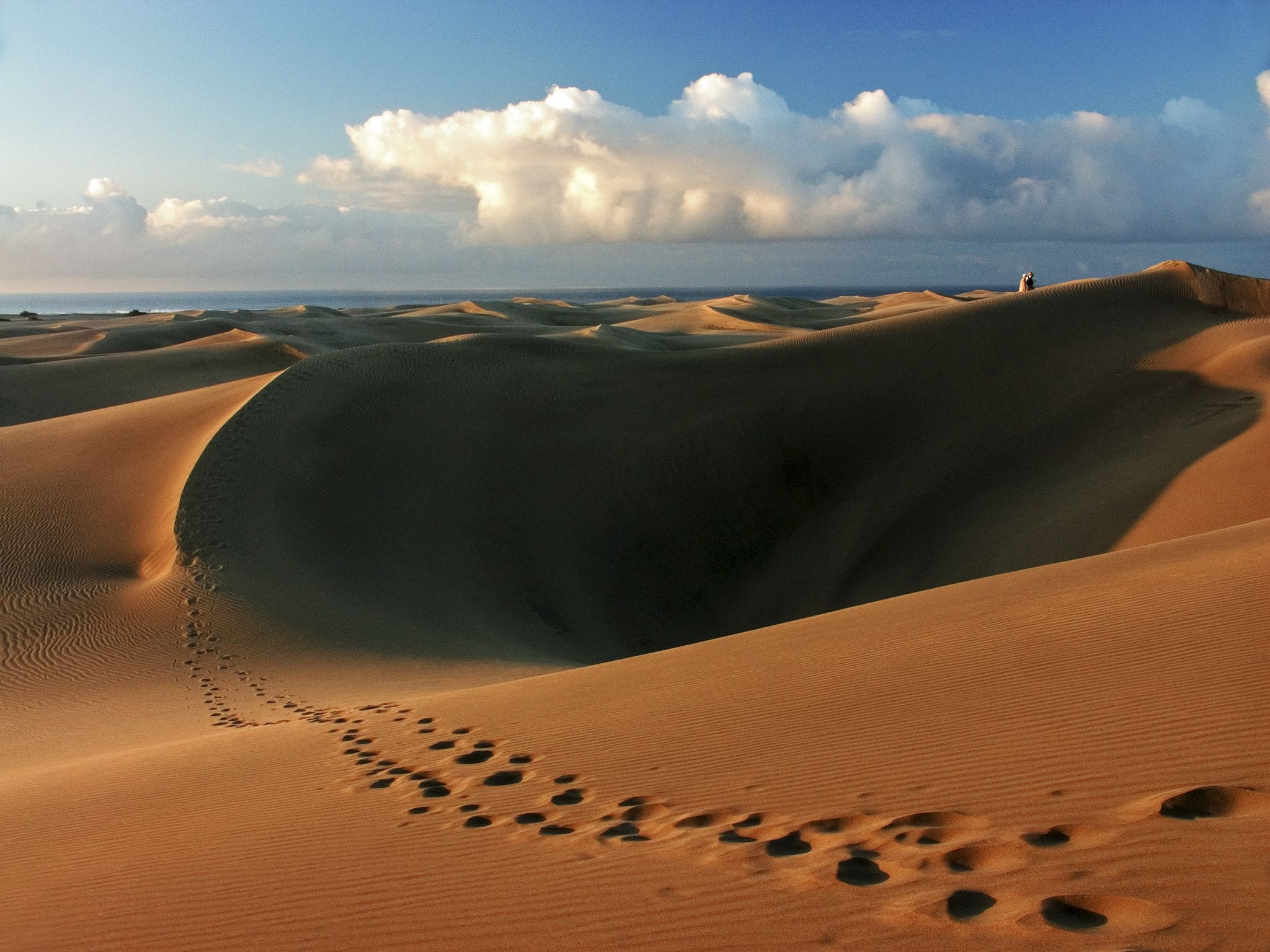 https://mdw-travel-data-us-east-1.s3.amazonaws.com/img/country/Spain/Maspalomas-Dunes/img_01.jpg