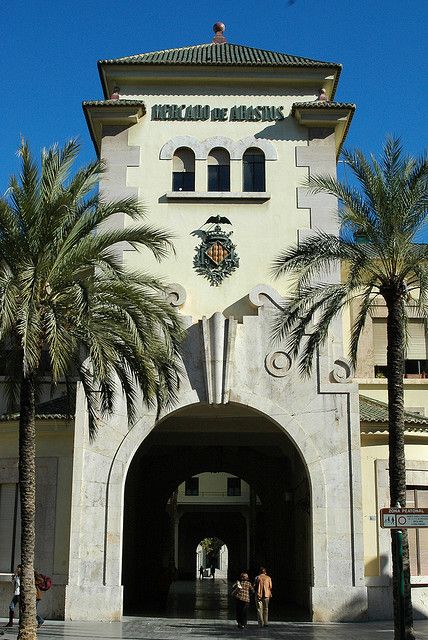 https://mdw-travel-data-us-east-1.s3.amazonaws.com/img/country/Spain/Mercado-de-Abastos/img_01.jpg