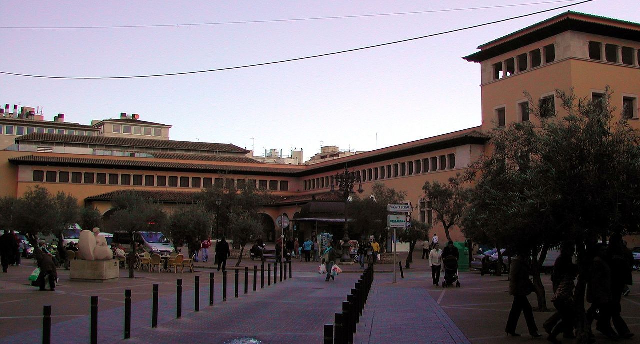https://mdw-travel-data-us-east-1.s3.amazonaws.com/img/country/Spain/Mercat-de-lOlivar/img_02.jpg