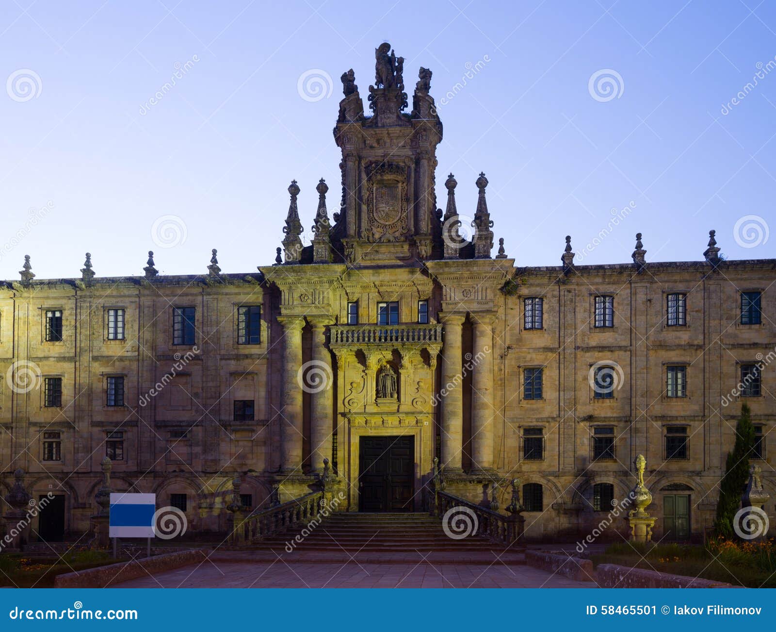https://mdw-travel-data-us-east-1.s3.amazonaws.com/img/country/Spain/Monastery-of-San-Martino-Pinario/img_04.jpg