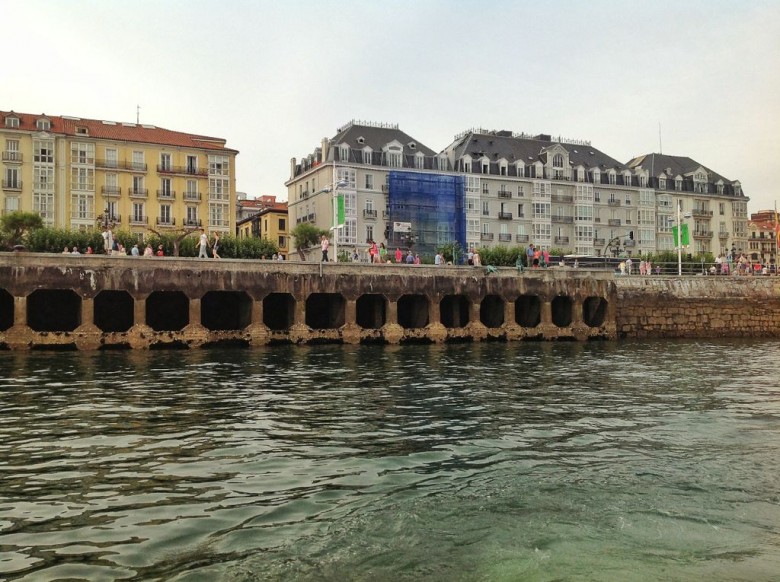 https://mdw-travel-data-us-east-1.s3.amazonaws.com/img/country/Spain/Muelle-Calderon/img_01.jpg
