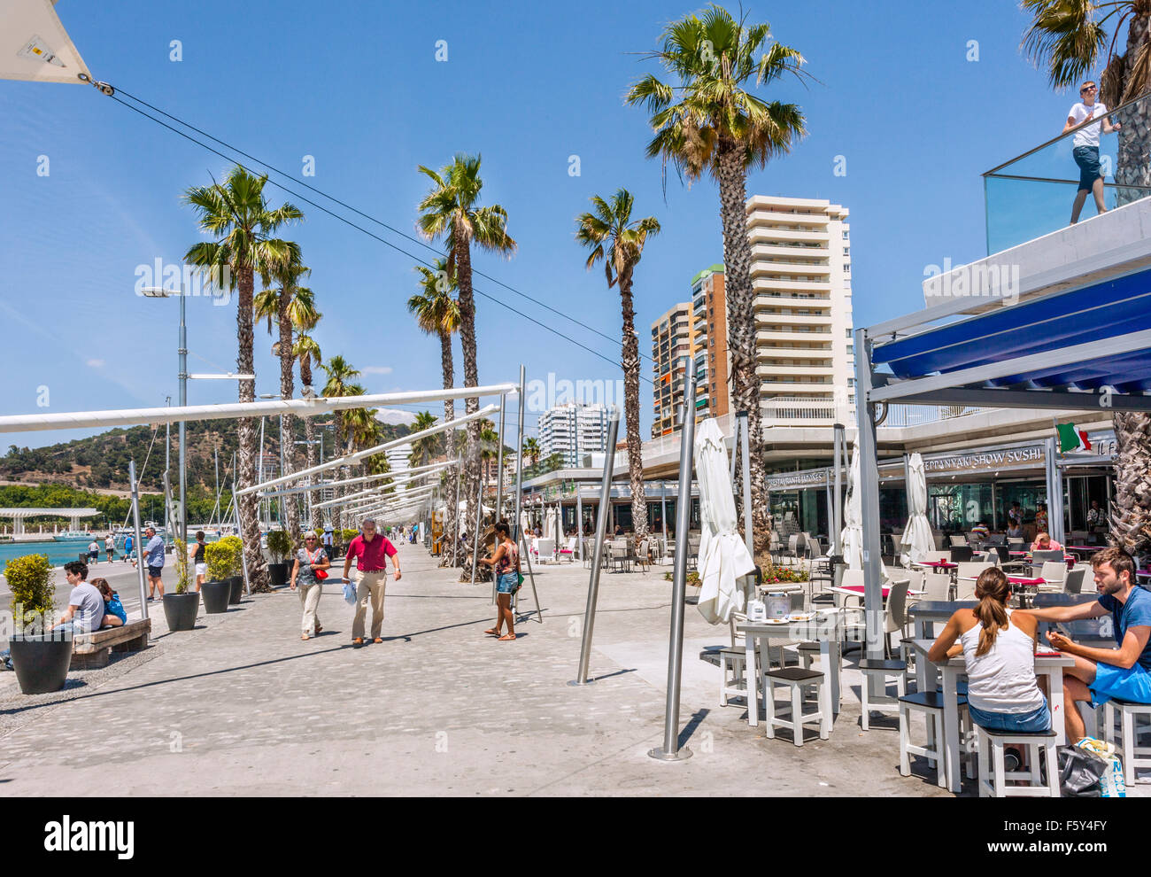 https://mdw-travel-data-us-east-1.s3.amazonaws.com/img/country/Spain/Muelle-Uno/img_00.jpg