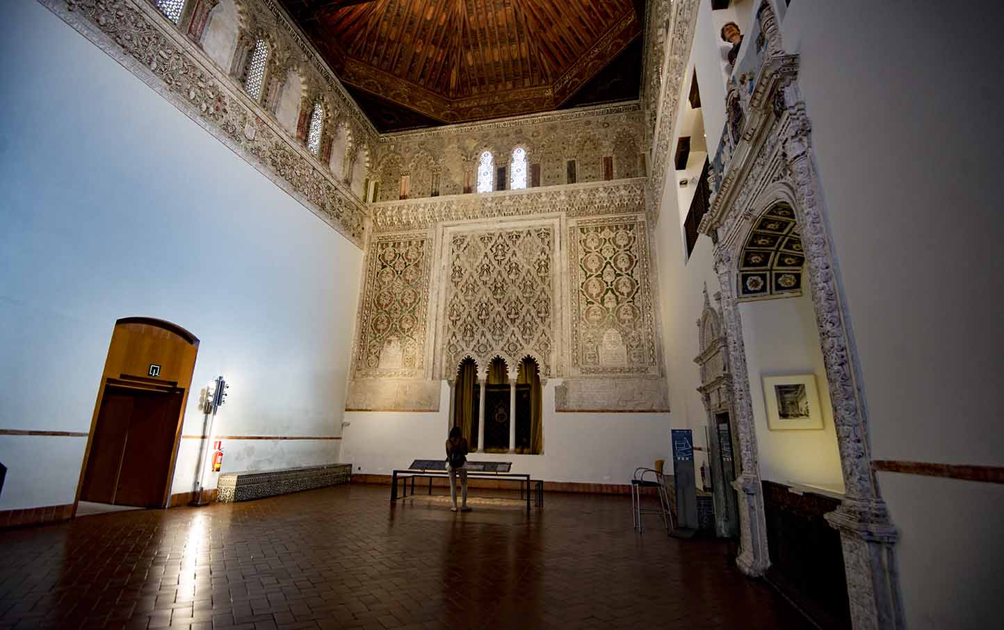 https://mdw-travel-data-us-east-1.s3.amazonaws.com/img/country/Spain/Museo-Sefardi/img_00.jpg