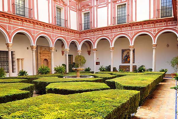 https://mdw-travel-data-us-east-1.s3.amazonaws.com/img/country/Spain/Museo-de-Bellas-Artes-de-Sevilla/img_01.jpg
