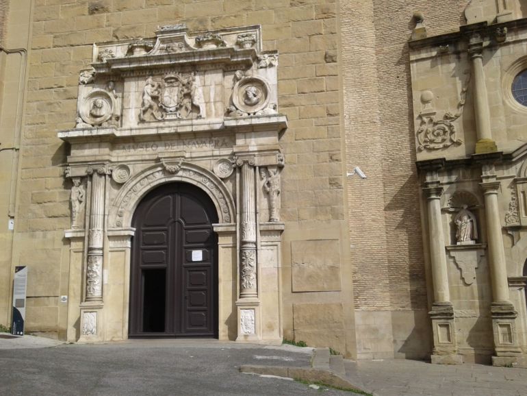 https://mdw-travel-data-us-east-1.s3.amazonaws.com/img/country/Spain/Museo-de-Navarra/img_03.jpg
