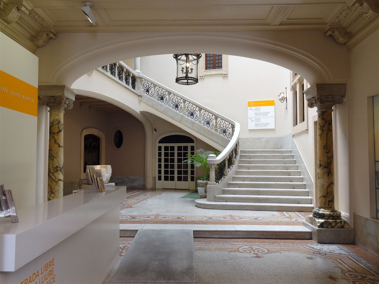 https://mdw-travel-data-us-east-1.s3.amazonaws.com/img/country/Spain/Museu-Fundacion-Juan-March/img_00.jpg