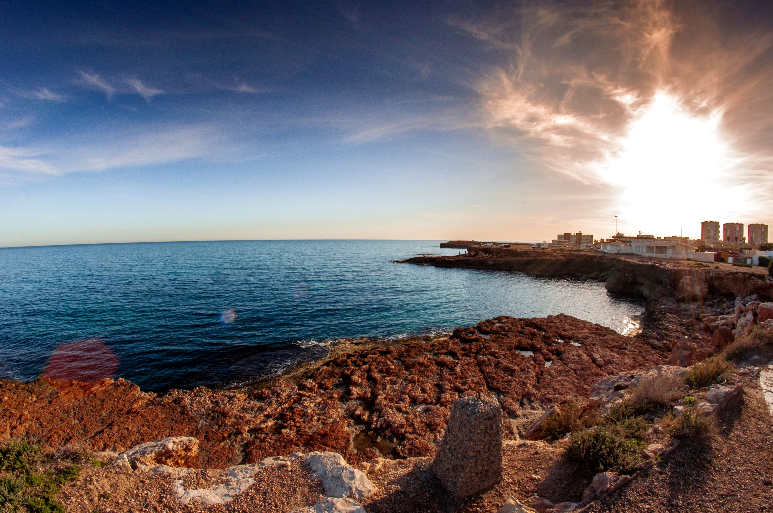 https://mdw-travel-data-us-east-1.s3.amazonaws.com/img/country/Spain/Natural-Pools-of-Torrevieja/img_01.jpg