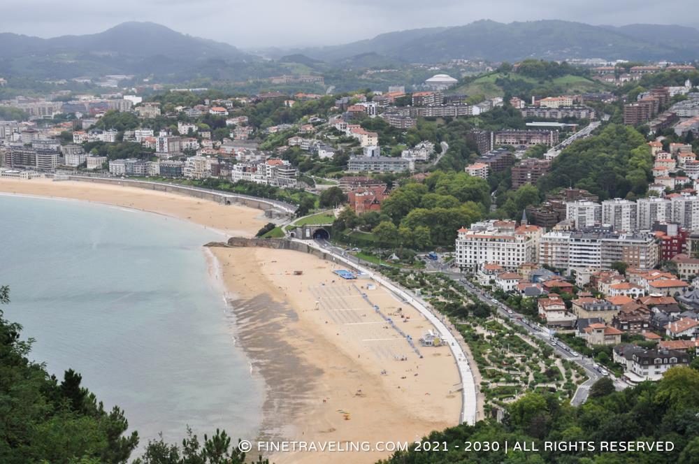 https://mdw-travel-data-us-east-1.s3.amazonaws.com/img/country/Spain/Ondarreta-Beach/img_04.jpg