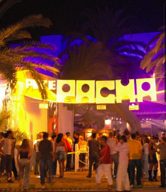 https://mdw-travel-data-us-east-1.s3.amazonaws.com/img/country/Spain/Pacha-Ibiza/img_03.jpg