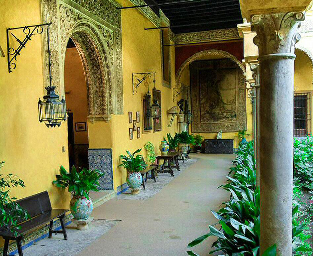 https://mdw-travel-data-us-east-1.s3.amazonaws.com/img/country/Spain/Palacio-de-las-Duenas/img_00.jpg