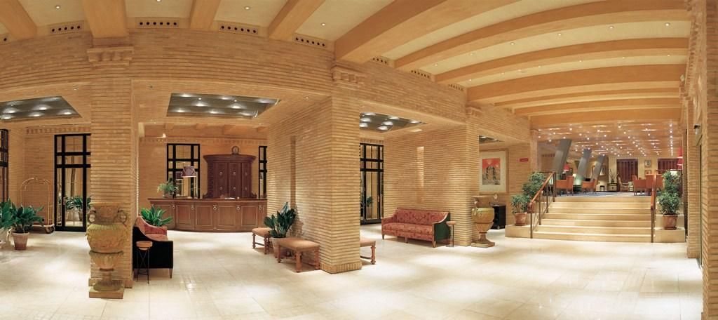 https://mdw-travel-data-us-east-1.s3.amazonaws.com/img/country/Spain/Palafox-Hotel/img_00.jpg