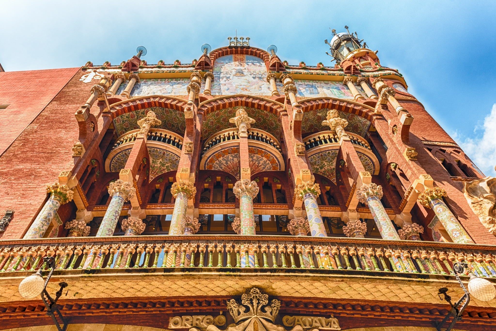 https://mdw-travel-data-us-east-1.s3.amazonaws.com/img/country/Spain/Palau-de-la-Musica-Catalana/img_02.jpg