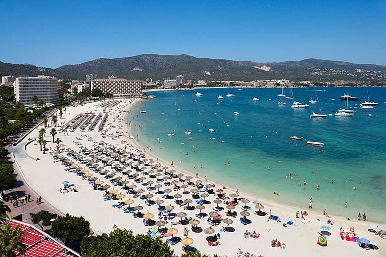 https://mdw-travel-data-us-east-1.s3.amazonaws.com/img/country/Spain/Palma-Nova-Beach/img_04.jpg