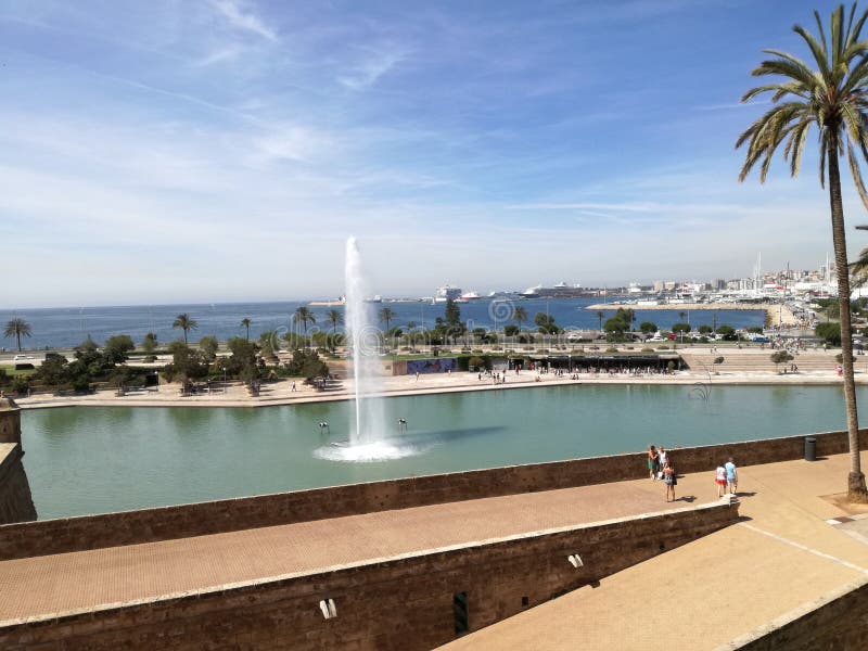 https://mdw-travel-data-us-east-1.s3.amazonaws.com/img/country/Spain/Parc-de-la-Mar/img_03.jpg