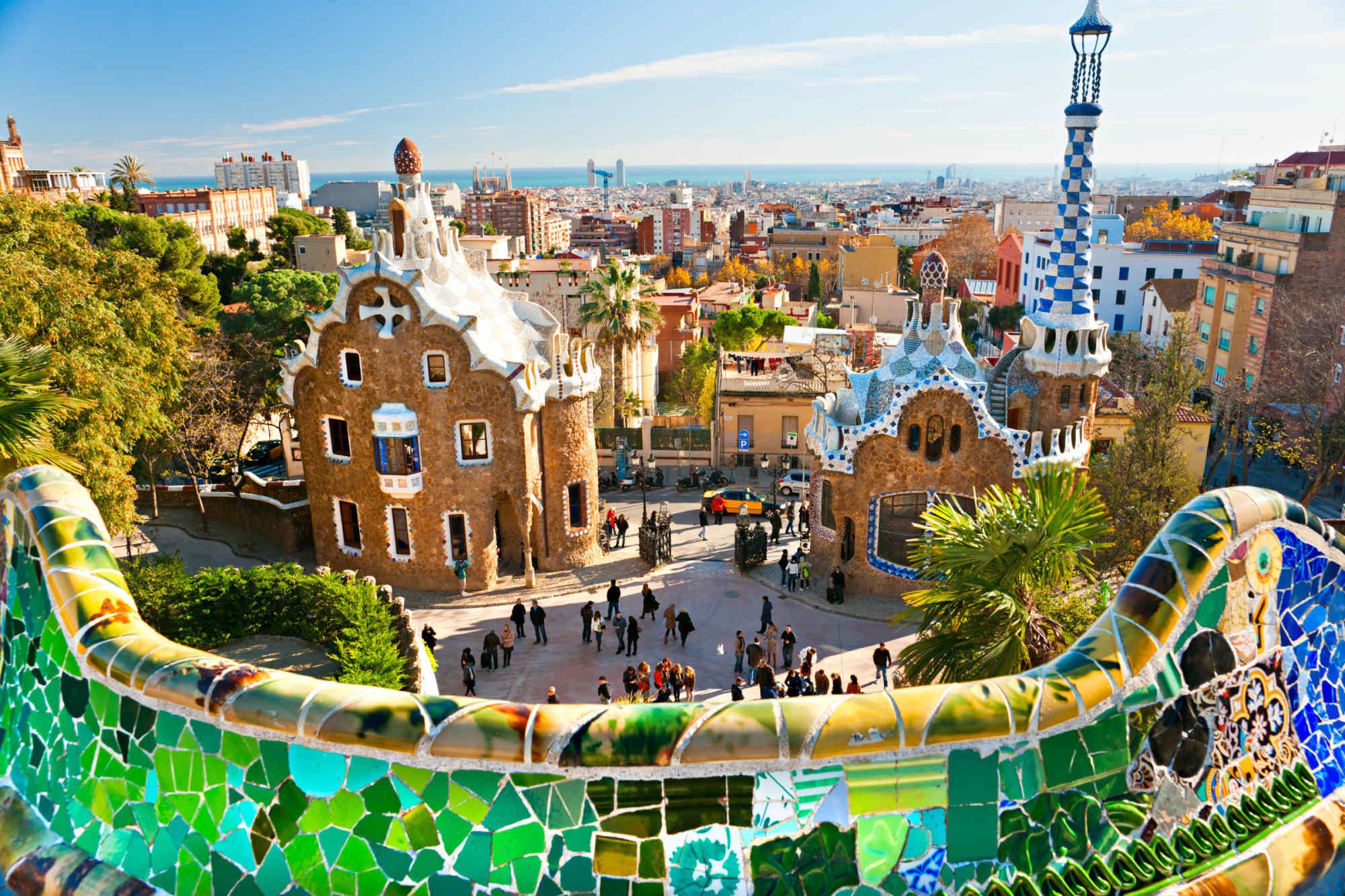 https://mdw-travel-data-us-east-1.s3.amazonaws.com/img/country/Spain/Park-Guell/img_01.jpg