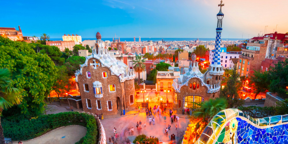 https://mdw-travel-data-us-east-1.s3.amazonaws.com/img/country/Spain/Park-Guinardo/img_01.jpg