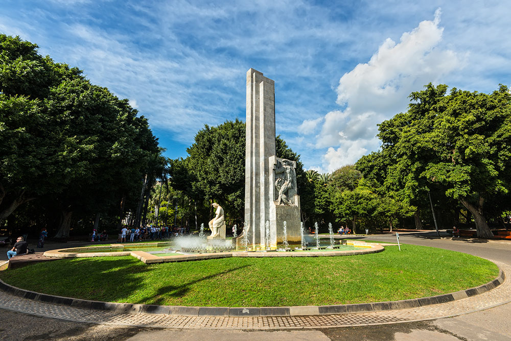 https://mdw-travel-data-us-east-1.s3.amazonaws.com/img/country/Spain/Parque-Garcia-Sanabria/img_05.jpg