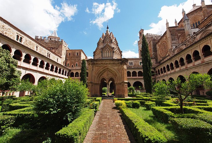 https://mdw-travel-data-us-east-1.s3.amazonaws.com/img/country/Spain/Parroquia-de-Nuestra-Senora-de-Guadalupe/img_05.jpg