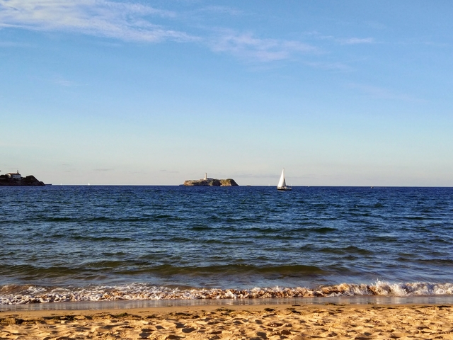 https://mdw-travel-data-us-east-1.s3.amazonaws.com/img/country/Spain/Pedrena-Somo-Ferry/img_01.jpg