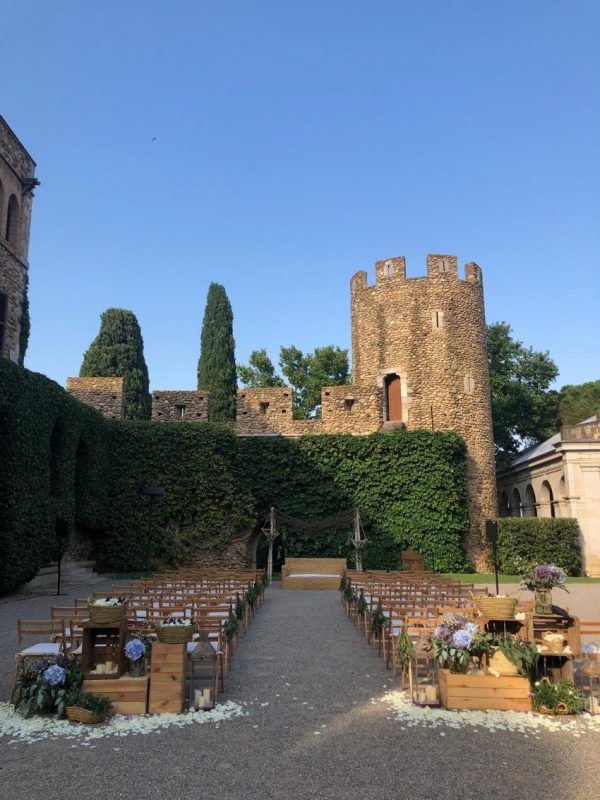 https://mdw-travel-data-us-east-1.s3.amazonaws.com/img/country/Spain/Peralada-Castle/img_01.jpg