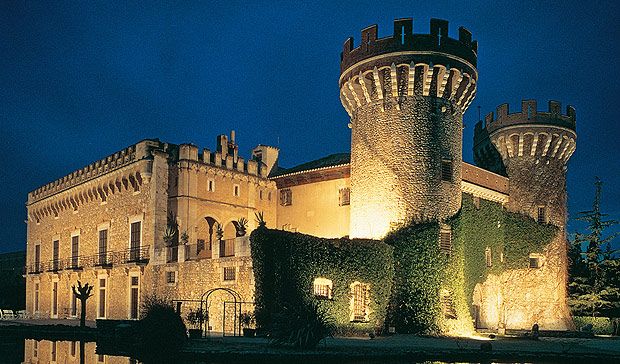 https://mdw-travel-data-us-east-1.s3.amazonaws.com/img/country/Spain/Peralada-Castle/img_03.jpg