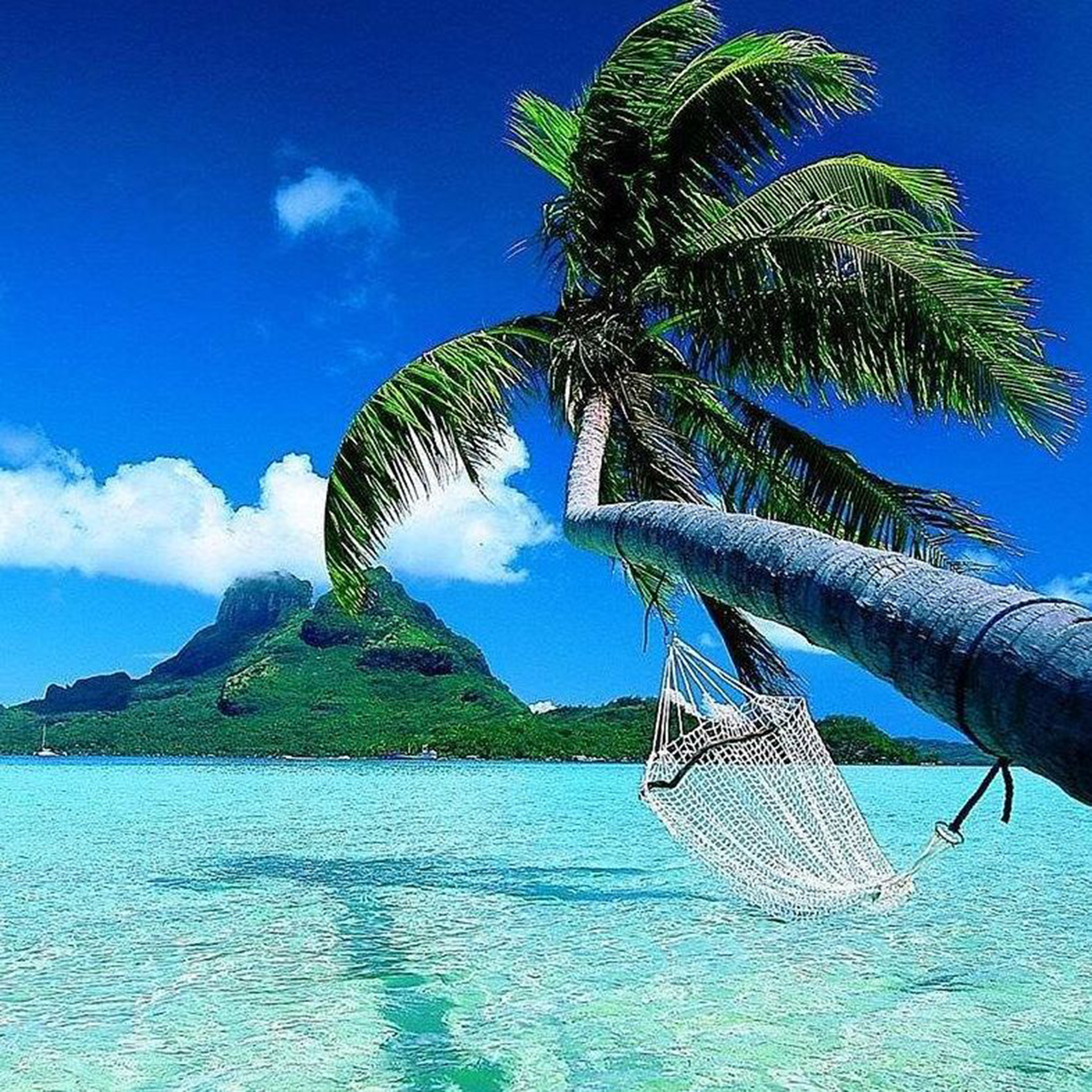 https://mdw-travel-data-us-east-1.s3.amazonaws.com/img/country/Spain/Playa-de-Puerto-Rico/img_00.jpg