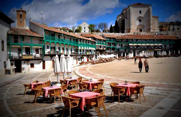 https://mdw-travel-data-us-east-1.s3.amazonaws.com/img/country/Spain/Plaza-Mayor-de-Chinchon/img_00.jpg