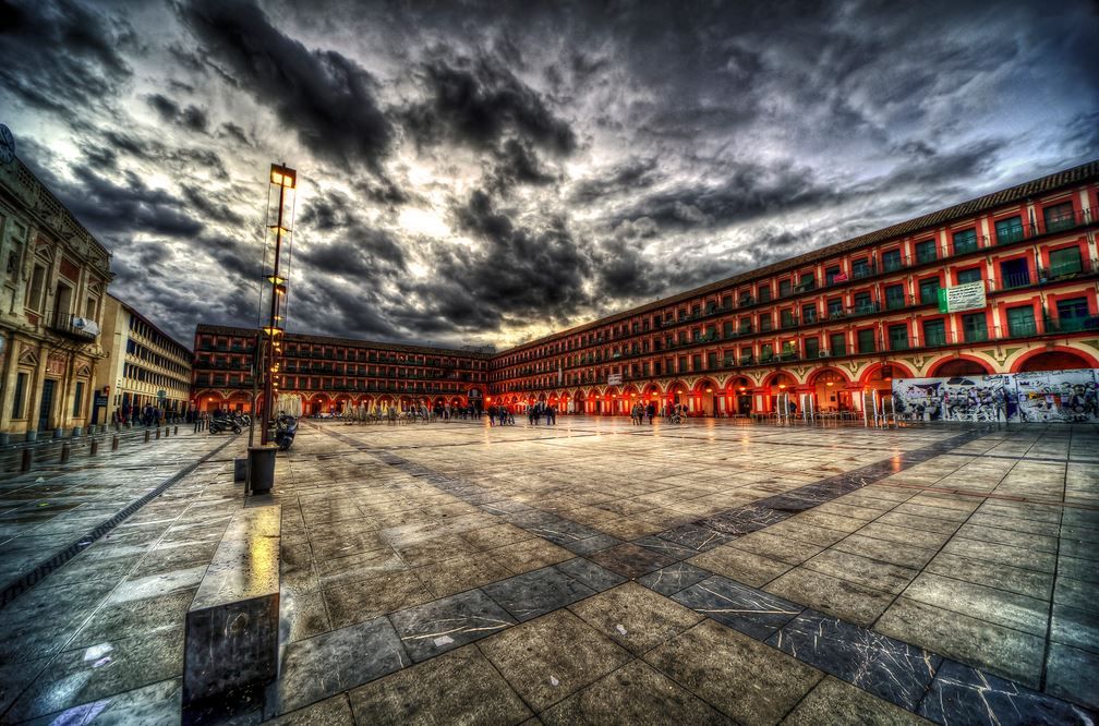 https://mdw-travel-data-us-east-1.s3.amazonaws.com/img/country/Spain/Plaza-de-la-Corredera/img_03.jpg