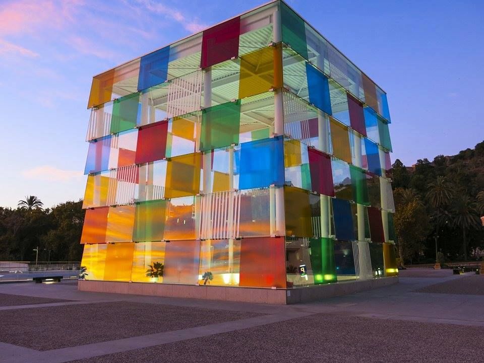 https://mdw-travel-data-us-east-1.s3.amazonaws.com/img/country/Spain/Pompidou-Centre-Malaga/img_03.jpg