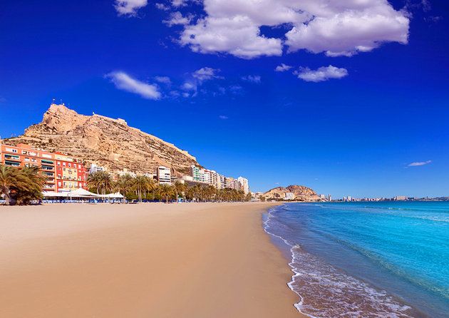 https://mdw-travel-data-us-east-1.s3.amazonaws.com/img/country/Spain/Postiguet-Beach/img_05.jpg