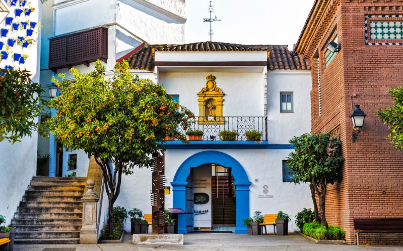 https://mdw-travel-data-us-east-1.s3.amazonaws.com/img/country/Spain/Pueblo-Espanol/img_02.jpg