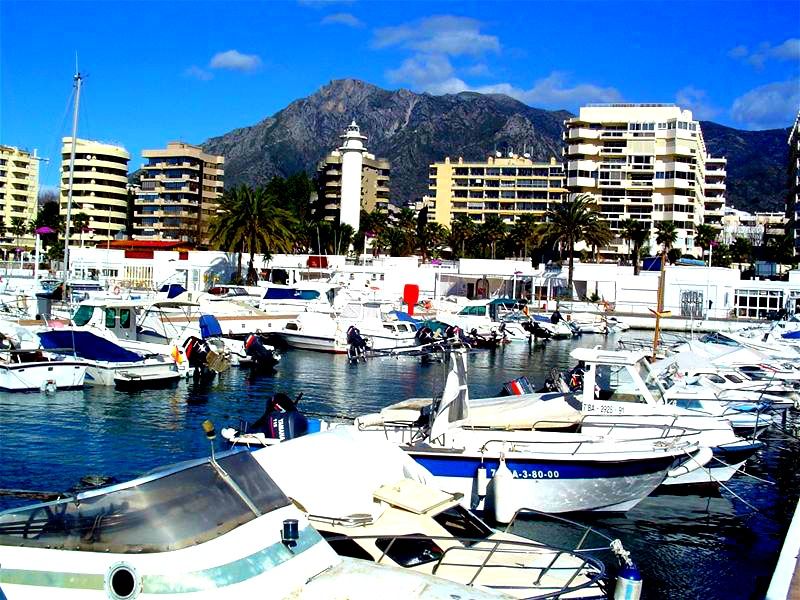 https://mdw-travel-data-us-east-1.s3.amazonaws.com/img/country/Spain/Puerto-Deportivo-de-Marbella/img_01.jpg