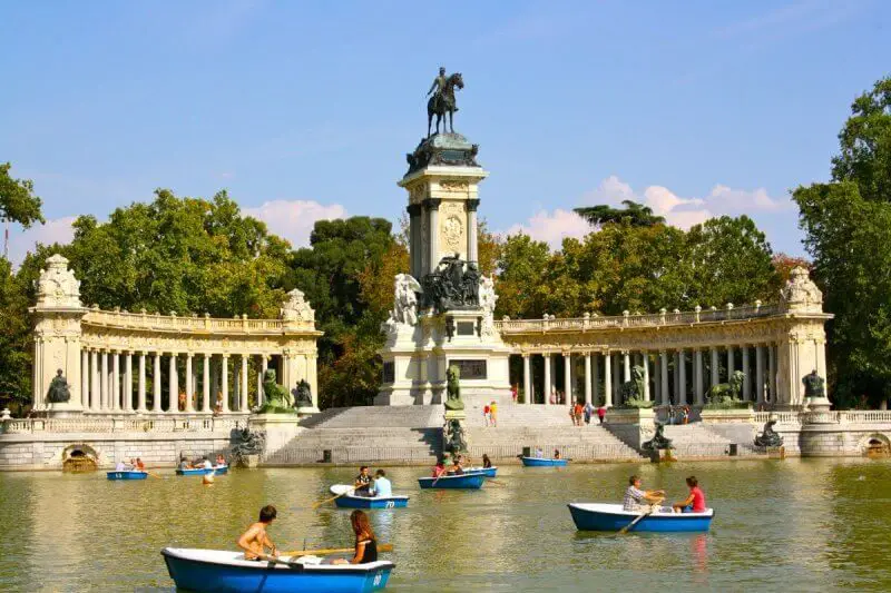 https://mdw-travel-data-us-east-1.s3.amazonaws.com/img/country/Spain/Retiro-Park/img_05.jpg