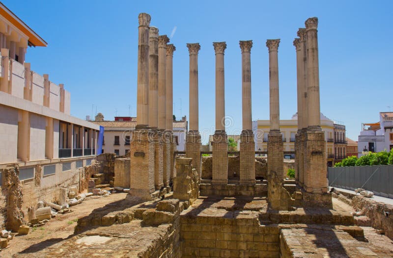 https://mdw-travel-data-us-east-1.s3.amazonaws.com/img/country/Spain/Roman-Temple-of-Cordoba/img_02.jpg