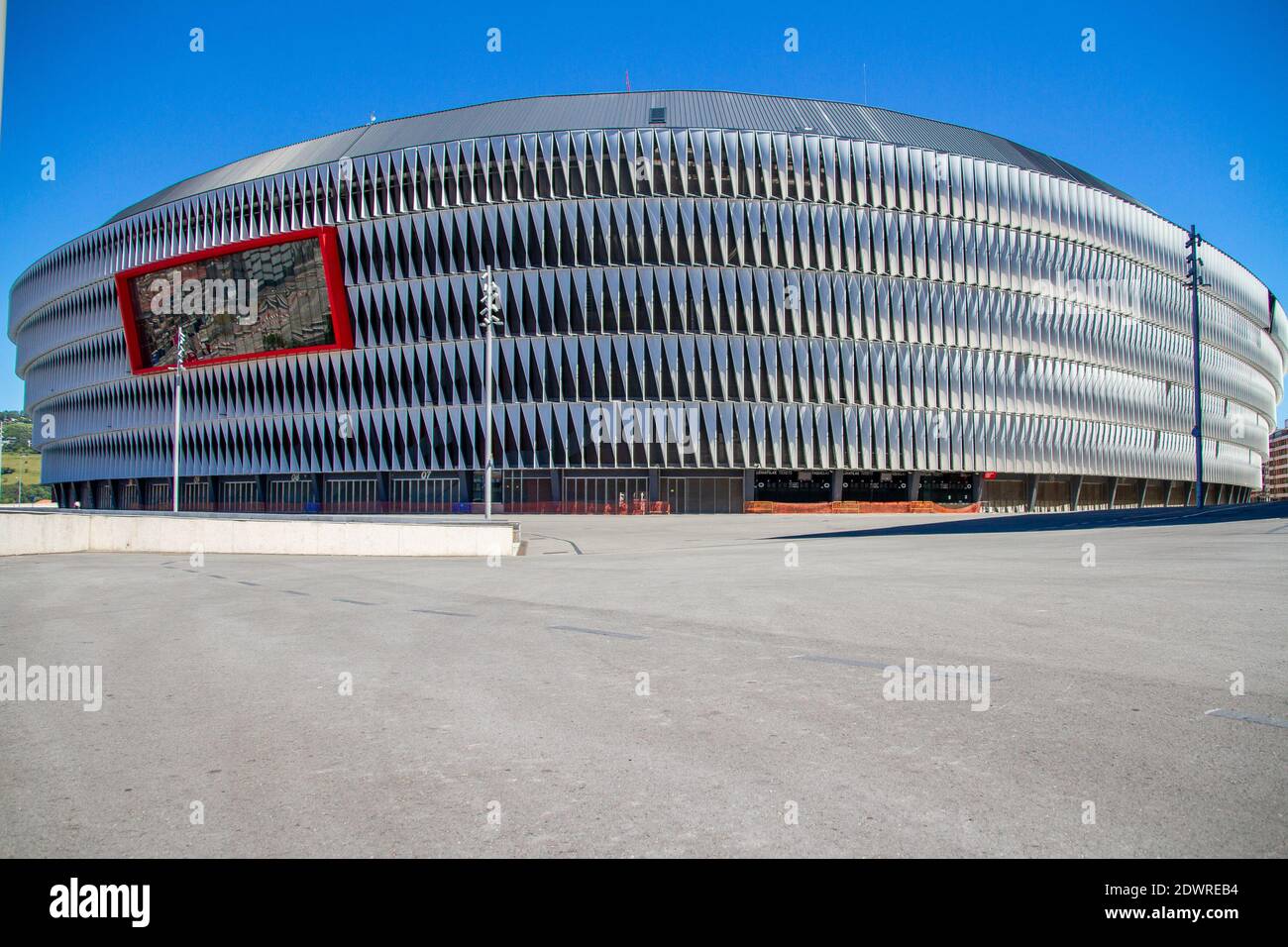 https://mdw-travel-data-us-east-1.s3.amazonaws.com/img/country/Spain/San-Mames-Stadium/img_05.jpg