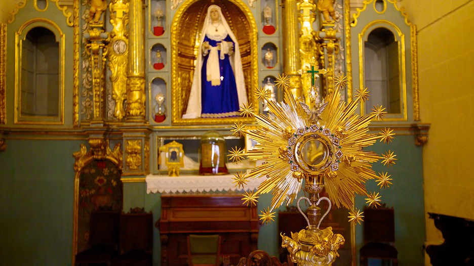 https://mdw-travel-data-us-east-1.s3.amazonaws.com/img/country/Spain/San-Nicolas-Cathedral/img_02.jpg