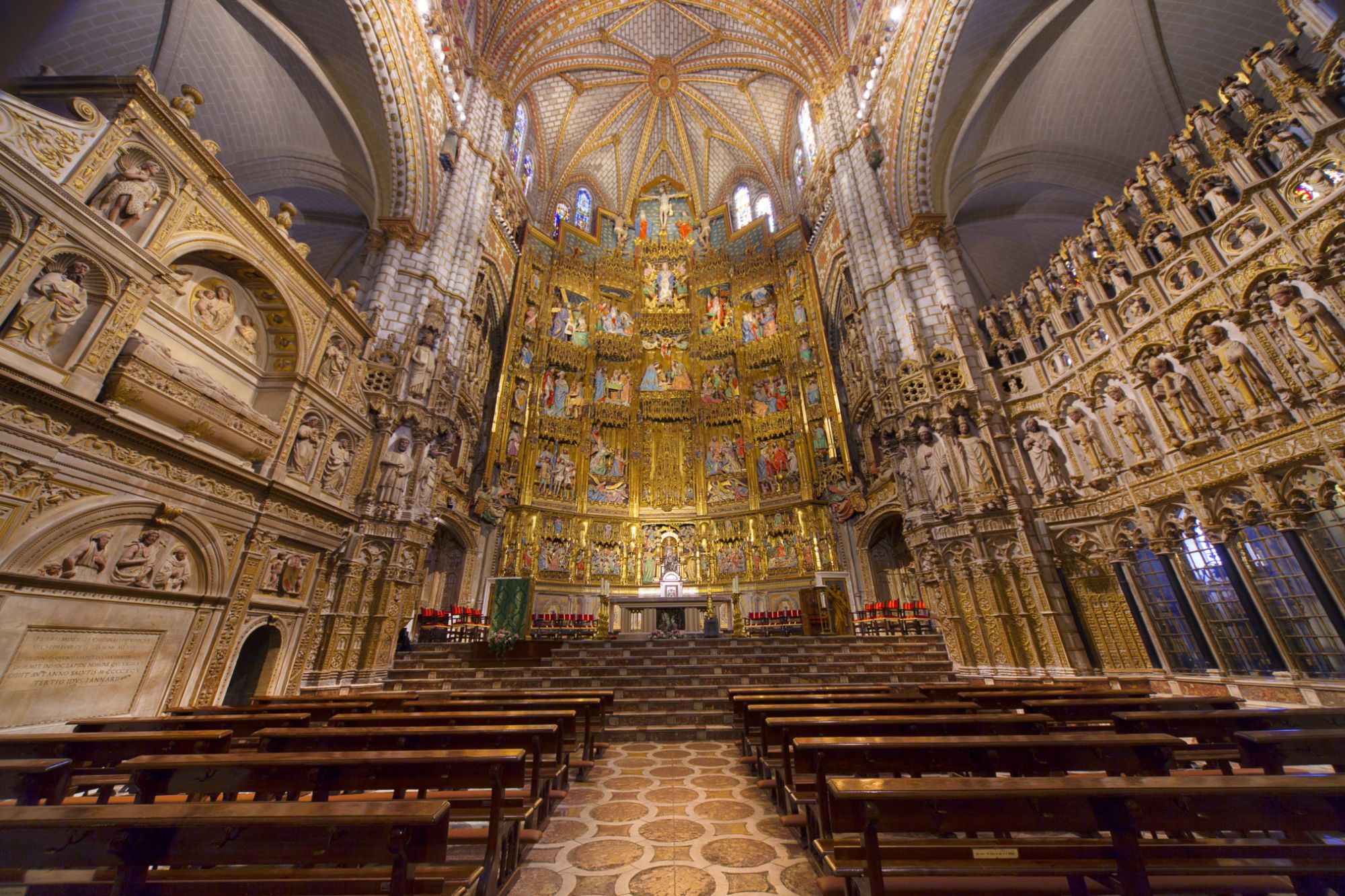 https://mdw-travel-data-us-east-1.s3.amazonaws.com/img/country/Spain/Santa-Iglesia-Catedral-Primada-de-Toledo/img_01.jpg