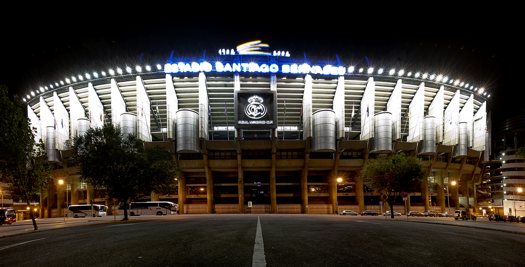 https://mdw-travel-data-us-east-1.s3.amazonaws.com/img/country/Spain/Santiago-Bernabeu-Stadium/img_01.jpg
